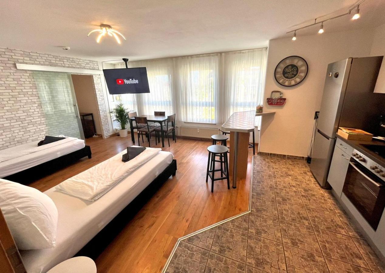 Neu Eingerichtete Im Stadtzentrum Mit W-lan,netflix, Amazon Prime Sweet *