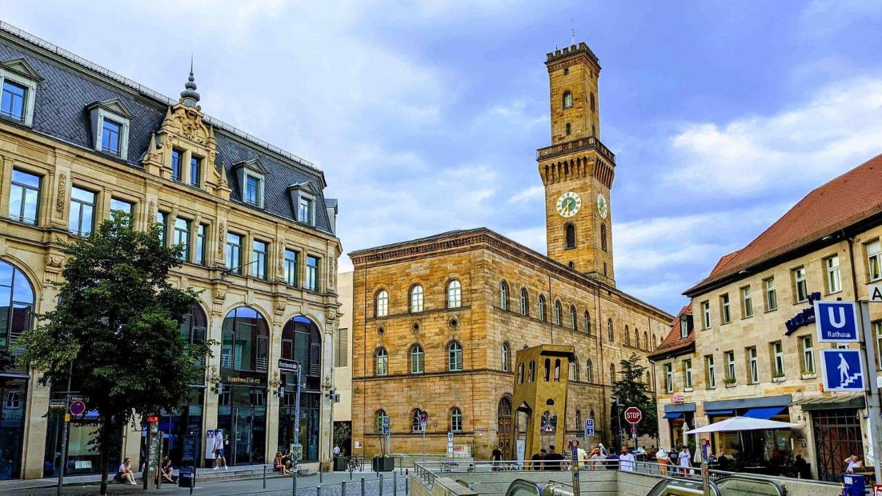 Apartment Neu Eingerichtete Im Stadtzentrum Mit W-lan,netflix, Amazon Prime Sweet