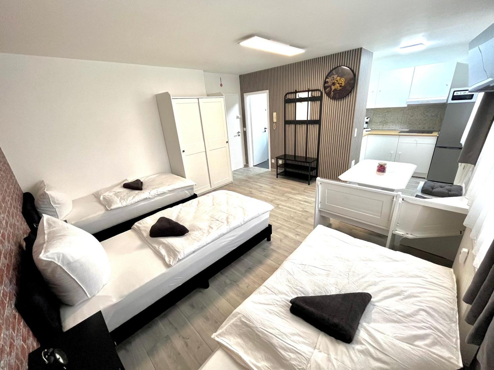 Neu Eingerichtete Im Stadtzentrum Mit W-lan,netflix, Amazon Prime Sweet Apartment *