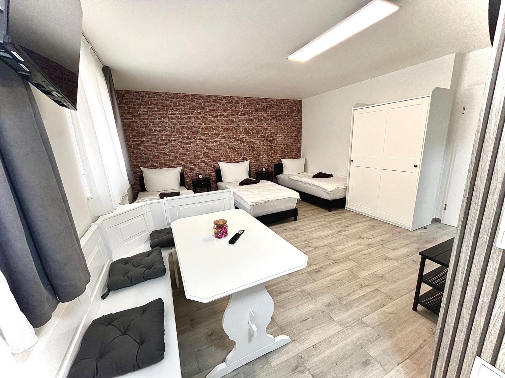 Neu Eingerichtete Im Stadtzentrum Mit W-lan,netflix, Amazon Prime Sweet Apartment *