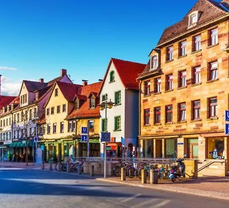 Neu eingerichtete Wohnung im Stadtzentrum mit W-LAN,Netflix, Amazon Prime Home Sweet Home Fürth Exterior foto