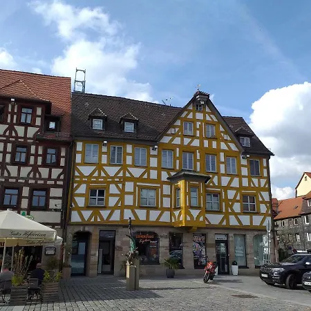 Neu eingerichtete Wohnung im Stadtzentrum mit W-LAN,Netflix, Amazon Prime Home Sweet Home Fürth Exterior foto