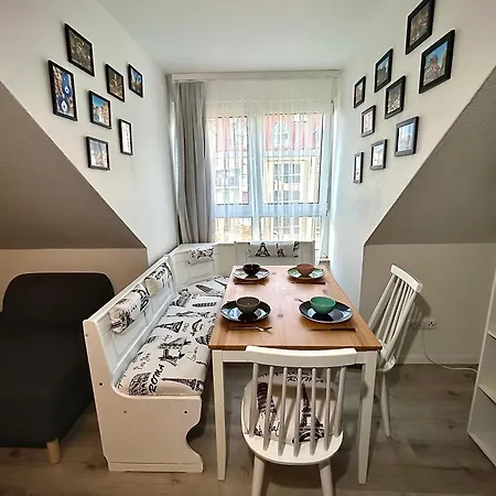 Neu eingerichtete Wohnung im Stadtzentrum mit W-LAN,Netflix, Amazon Prime Home Sweet Home Fürth Exterior foto