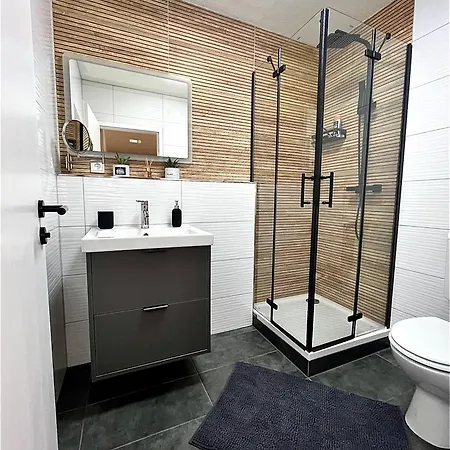 Neu eingerichtete Wohnung im Stadtzentrum mit W-LAN,Netflix, Amazon Prime Home Sweet Home Fürth Exterior foto